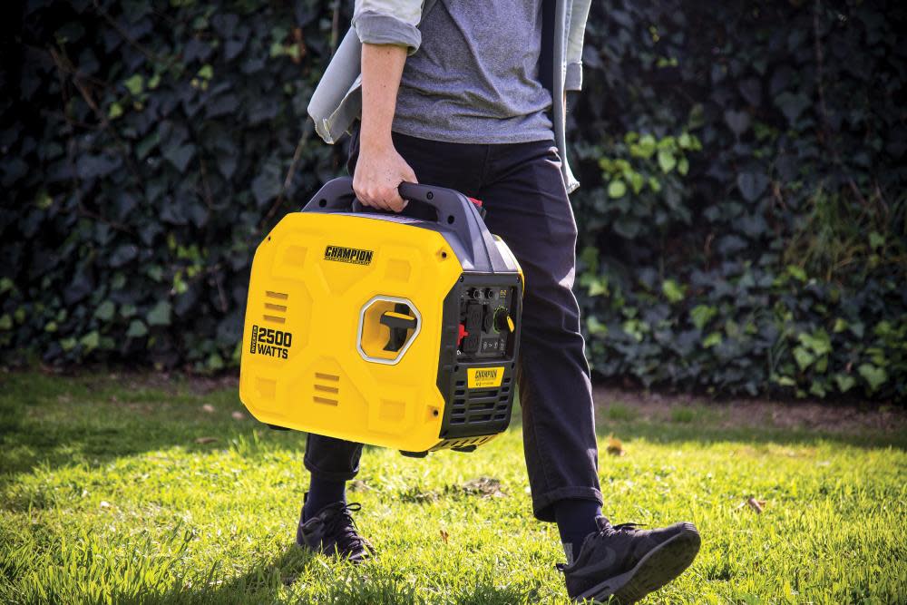 Champion Power Equipment 2500-Watt Ultralight Portable Inverter Generator - Ascmtools