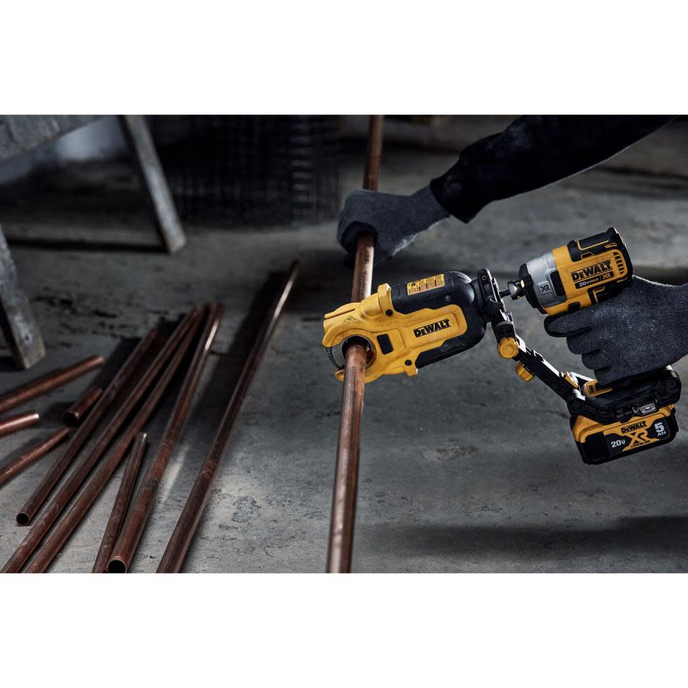 DEWALT Copper Tubing Cutter Attachment 1/2″-3/4″ - Ascmtools