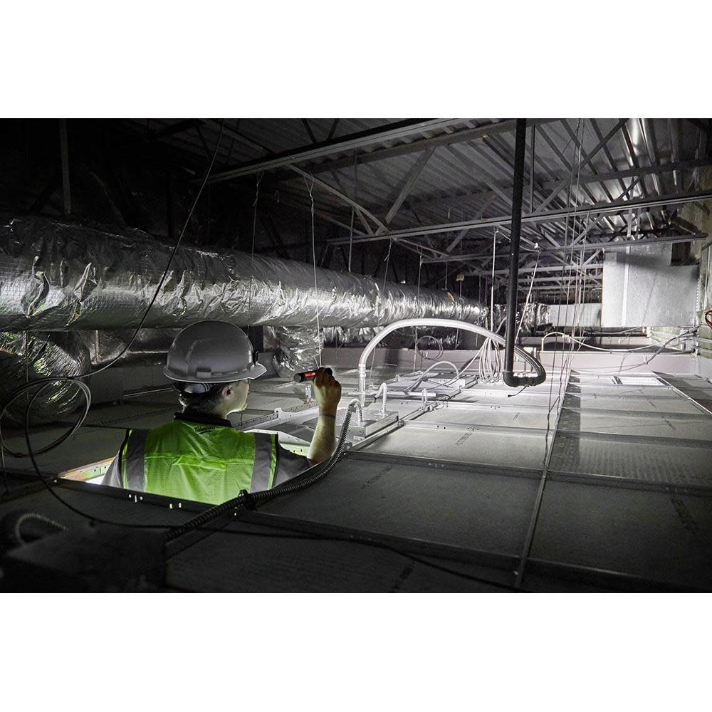 Milwaukee USB Rechargeable 1100L Twist Focus Flashlight - Ascmtools