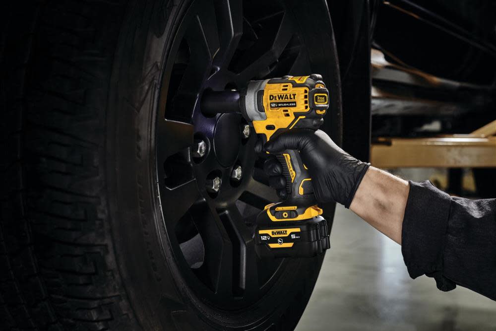 DEWALT 12V MAX Impact Wrench Kit 1/2″ - Ascmtools