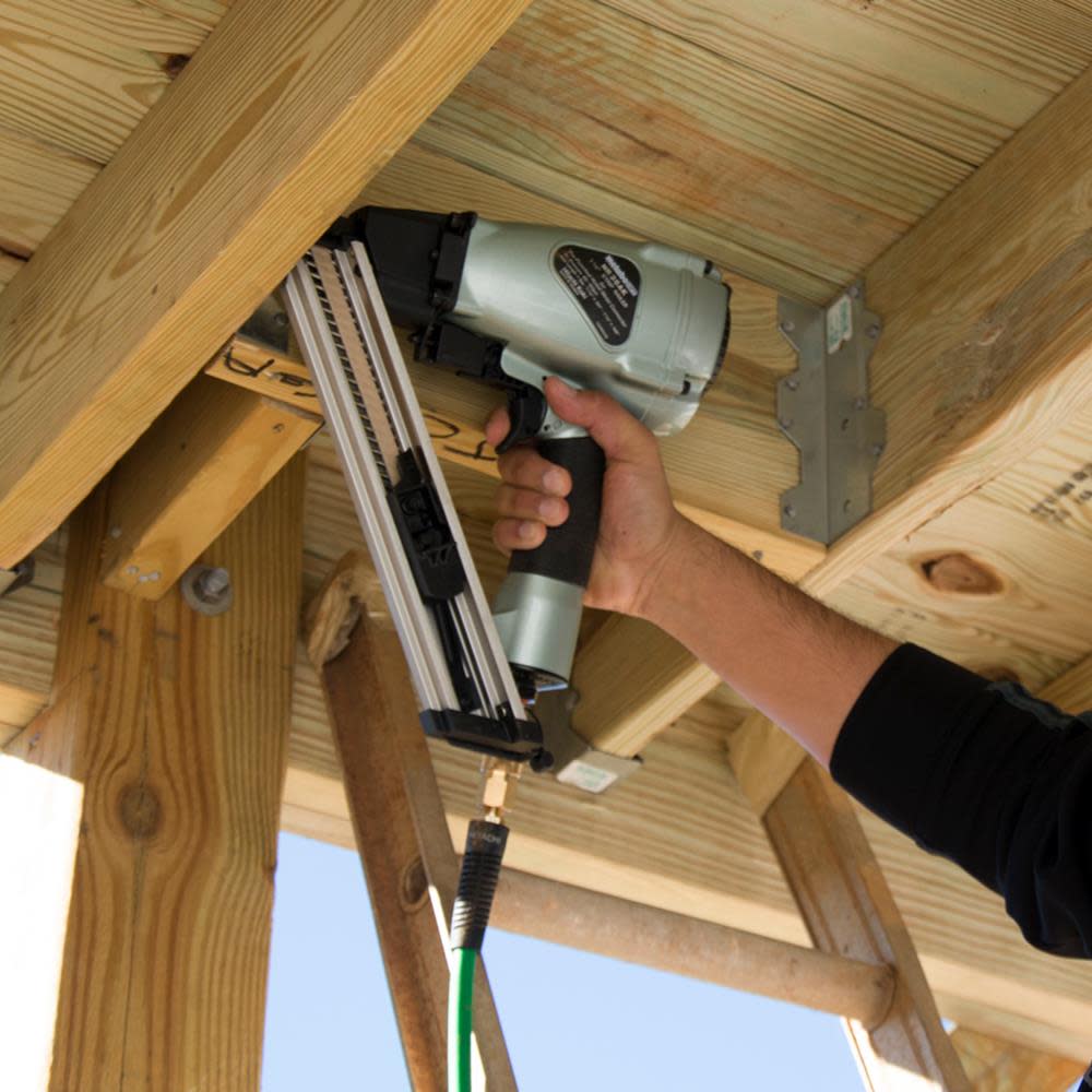 Metabo HPT 1-1/2 In. Strap-Tite Fastening System Strip Nailer - Ascmtools