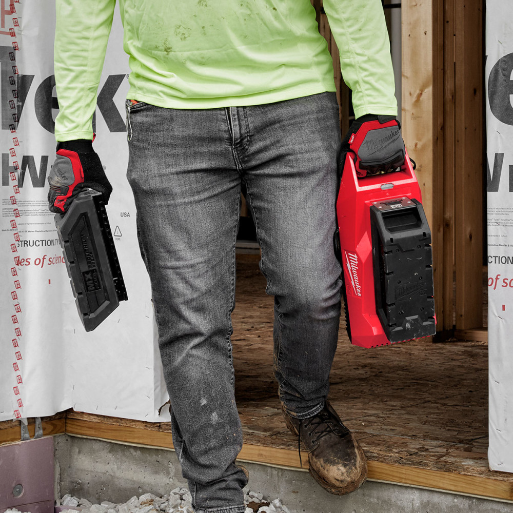 Milwaukee MX FUEL Charger - Ascmtools