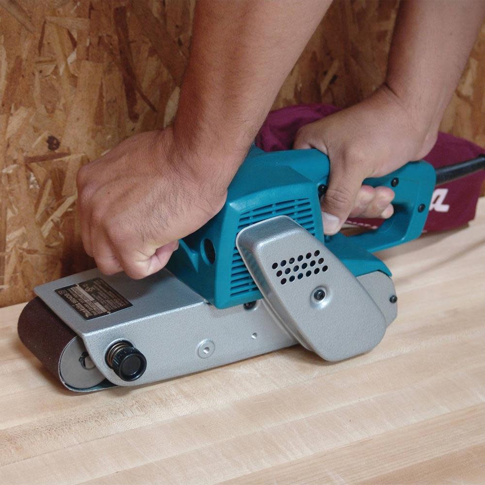 Makita Belt Sander (3 In. x 24 In.) - Ascmtools