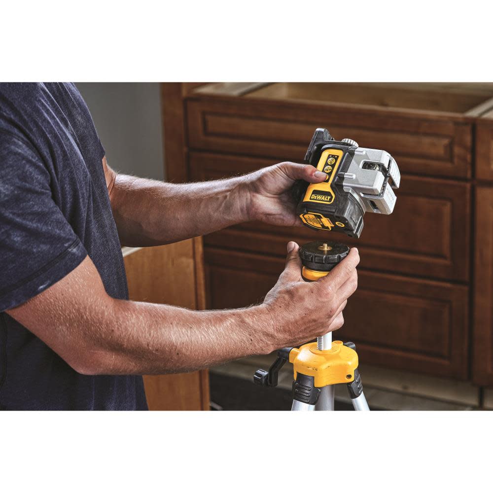 DEWALT Self Leveling 3 Line Green Beam Laser Level - Ascmtools