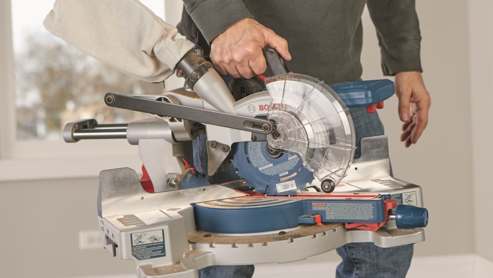 Bosch PROFACTOR 18V Surgeon Miter Saw Kit 7 1/4″ Single Bevel Slide with CORE18V 8.0 Ah PROFACTOR Performance Battery - Ascmtools
