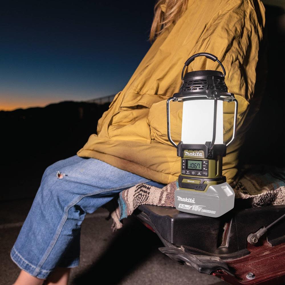 Makita Outdoor Adventure 18V LXT Radio & LED Lantern Bare Tool - Ascmtools