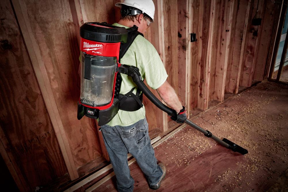 Milwaukee M18 FUEL 3-in-1 Backpack Vacuum - Ascmtools