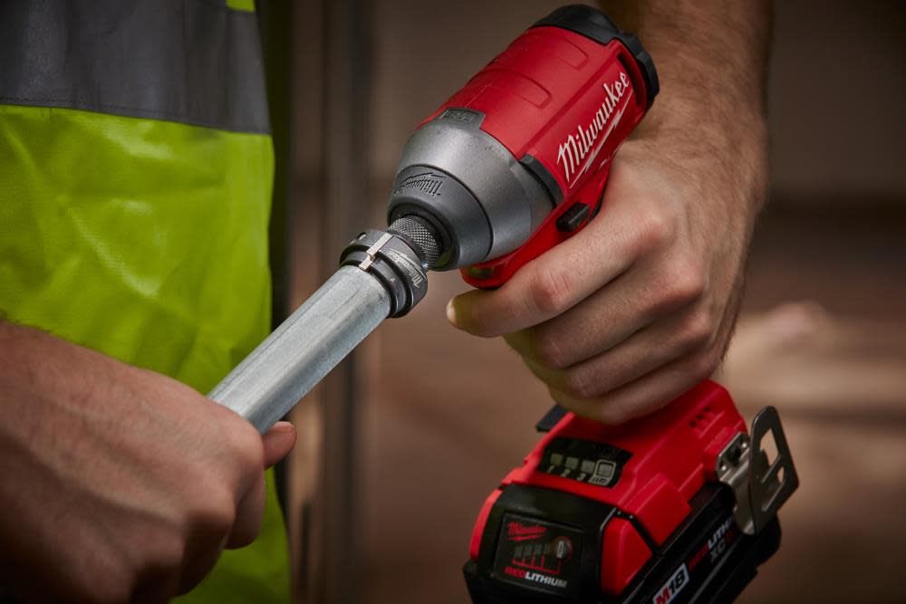 Milwaukee SHOCKWAVE Conduit Reaming Bit Holder - Ascmtools