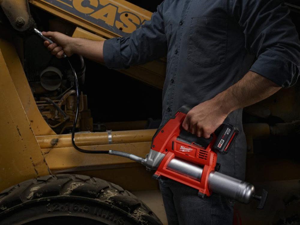 Milwaukee M12 Cordless Grease Gun Reconditioned - Ascmtools