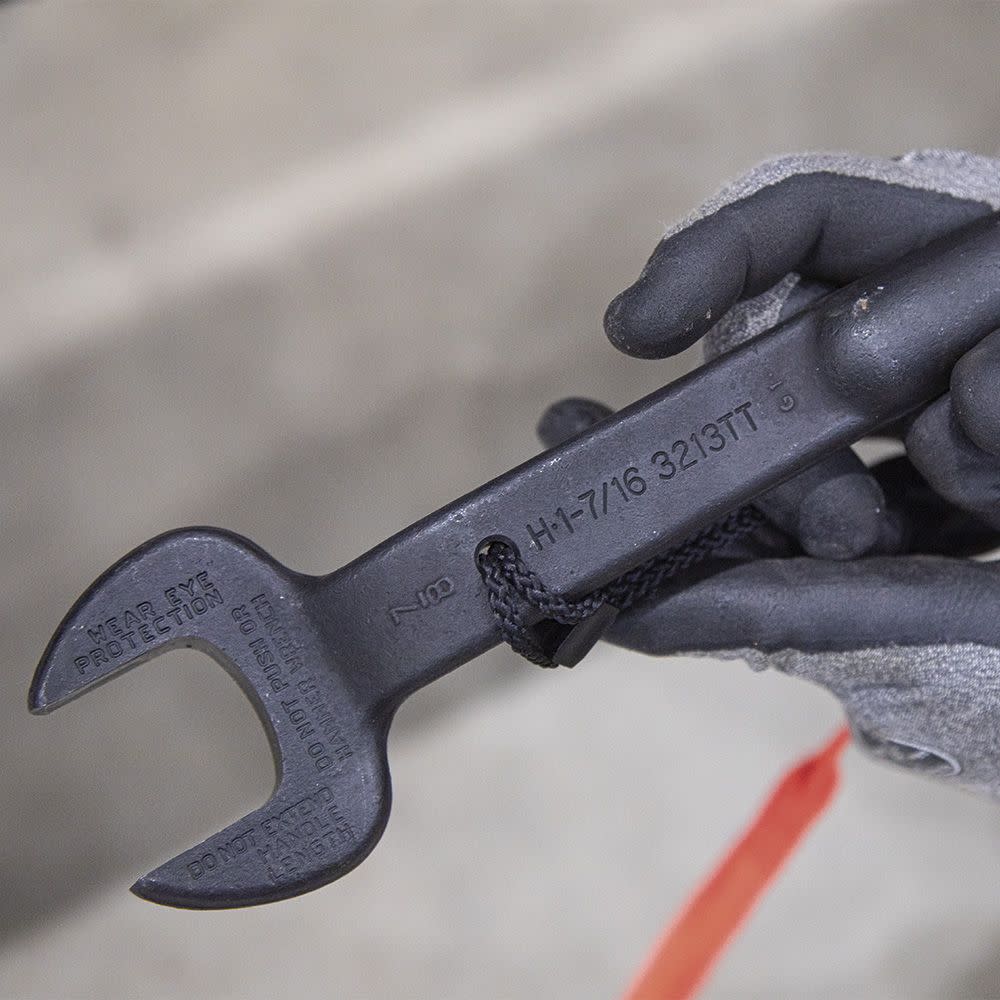 Klein Tools Spud Wrench with Hole 1-7/16″ USH - Ascmtools