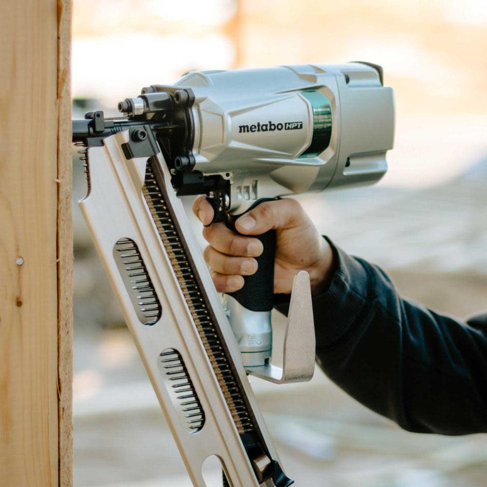 Metabo HPT 3 1/4″ 21 Degree Pneumatic Framing Nailer with Depth Adjustment & Aluminum Magazine - Ascmtools