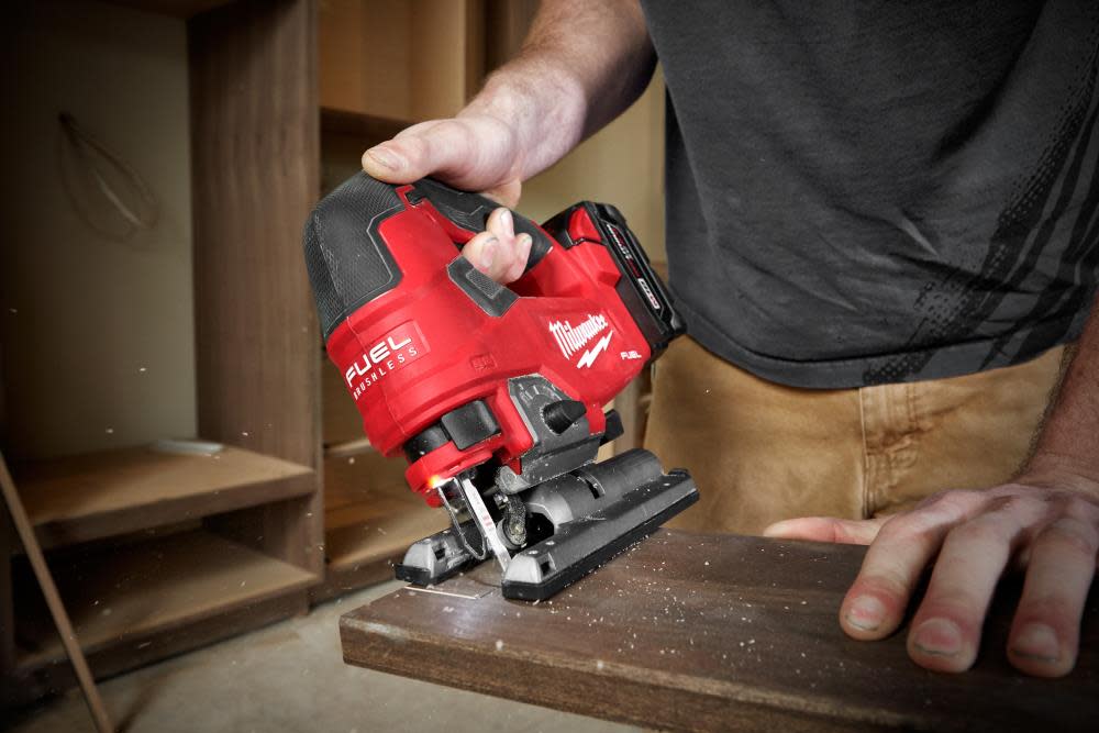 Milwaukee M18 FUEL D-handle Jig Saw Reconditioned - Ascmtools