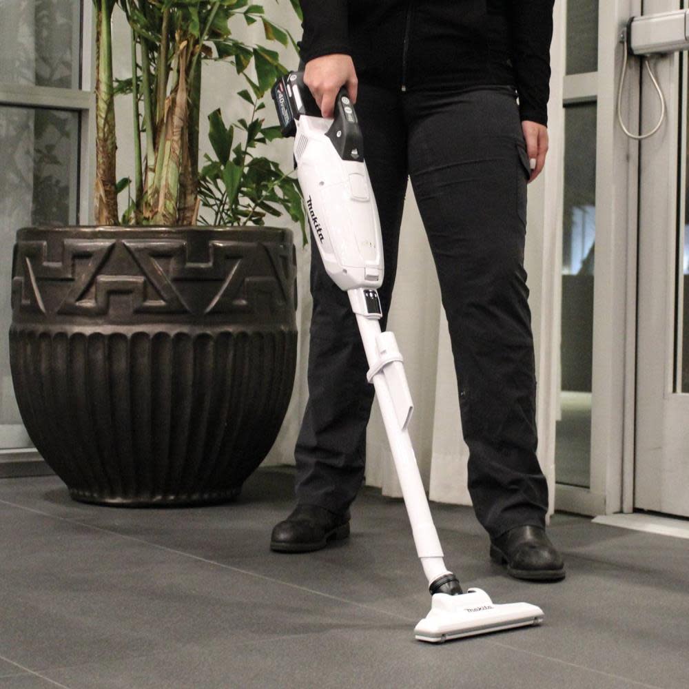 Makita 40V max XGT Vacuum 4 Speed Compact Stick Kit with Dust Bag - Ascmtools