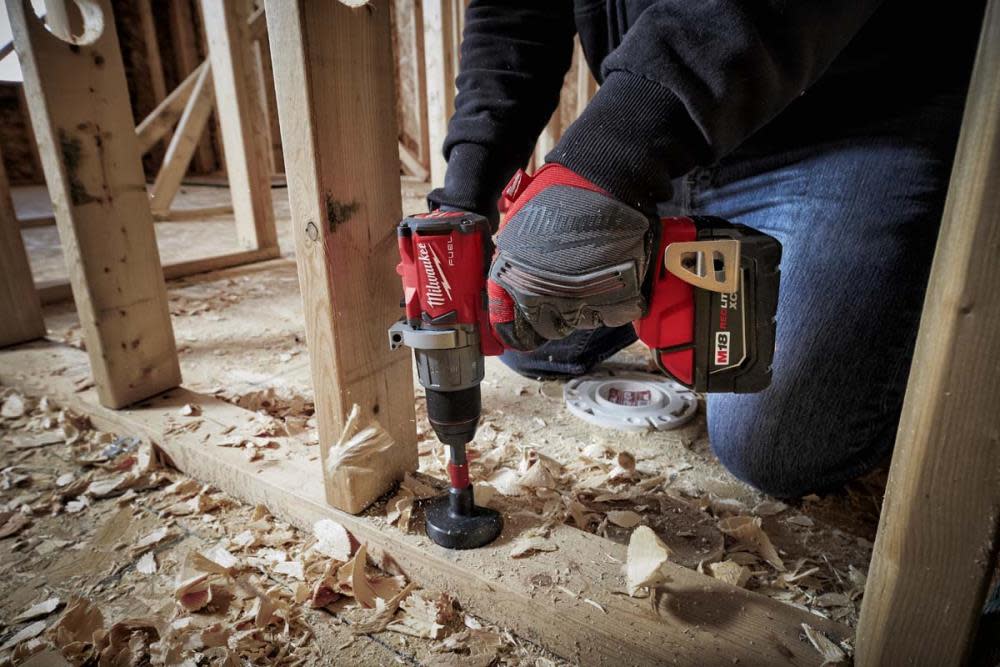 Milwaukee M18 FUEL 2-Tool Hammer Drill/Impact Driver Combo Kit - Ascmtools