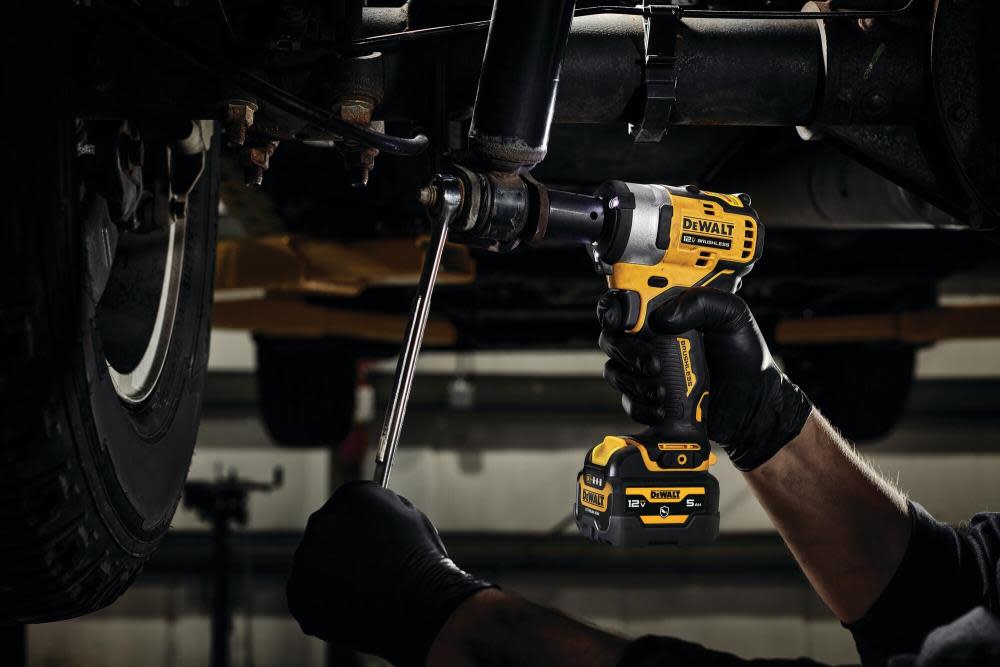 DEWALT 12V MAX Impact Wrench Kit 1/2″ - Ascmtools