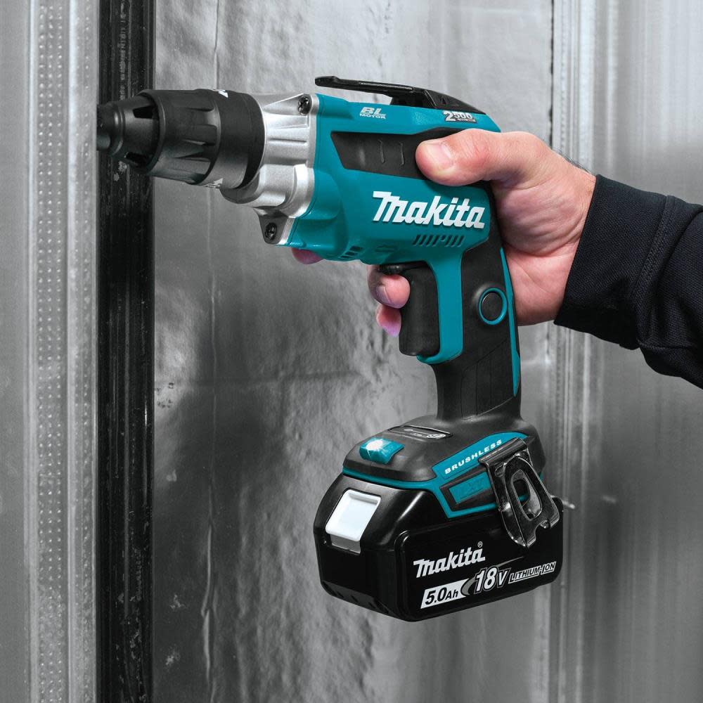 Makita 18V LXT Lithium-Ion Brushless Cordless 2500 RPM Screwdriver Kit (5.0Ah) - Ascmtools