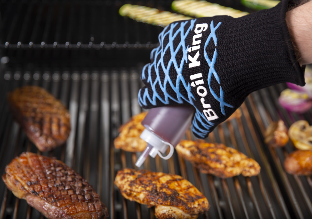 Broil King Single Black with Blue Accents Grilling Glove – OSFM - Ascmtools