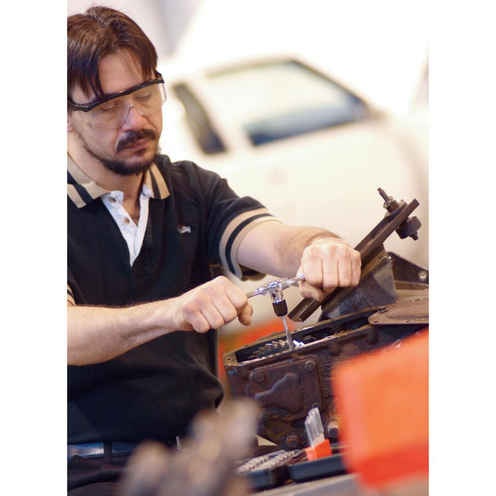 GEARWRENCH 42 Piece Metric Ratcheting Tap and Die Set - Ascmtools