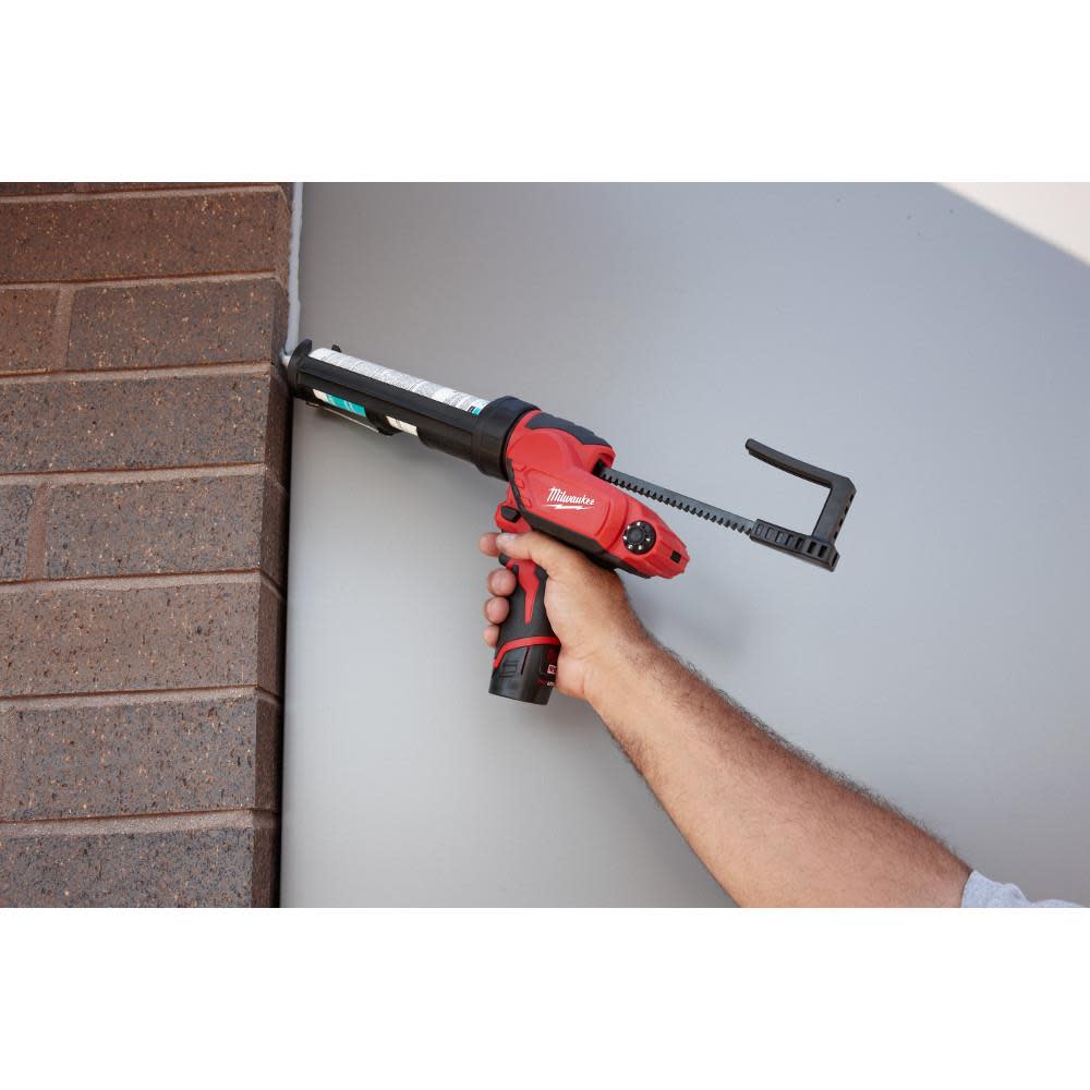 Milwaukee M12 10 oz Caulk Gun Reconditioned - Ascmtools