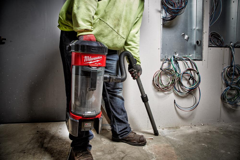 Milwaukee M18 FUEL 3-in-1 Backpack Vacuum - Ascmtools