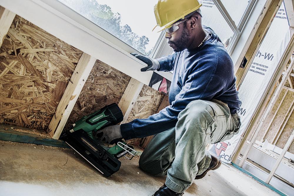 Metabo HPT 3-1/2 In. 18V Cordless Plastic Strip Framing Nailer - Ascmtools