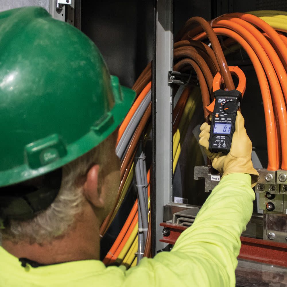 Klein Tools 2000A Digital Clamp Meter - Ascmtools