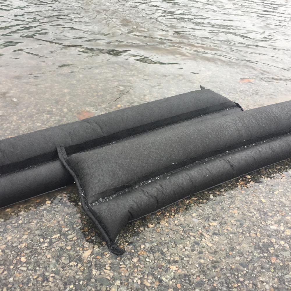 Quick Dam Water Activated Flood Barriers 5ft 2/Pk - Ascmtools