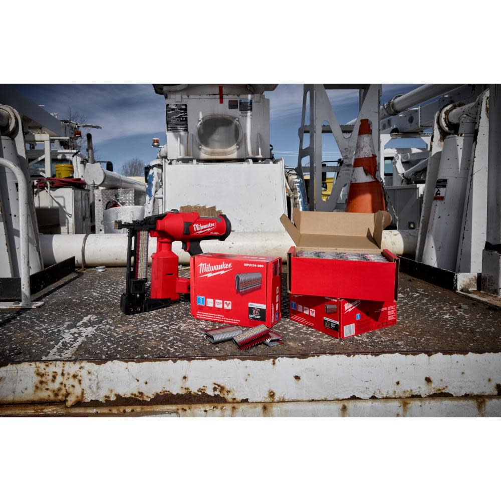 Milwaukee Galvanized Staples 1.75″ 9 Gauge - Ascmtools