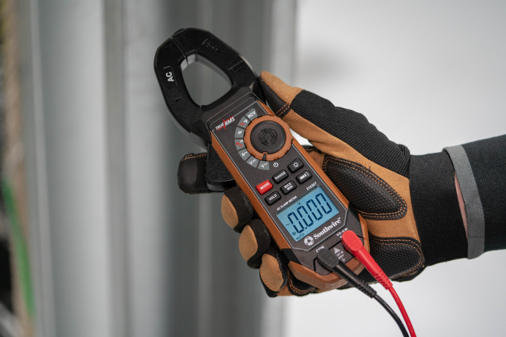 Southwire AC Clamp Meter with Built-In NCV Worklight - Ascmtools