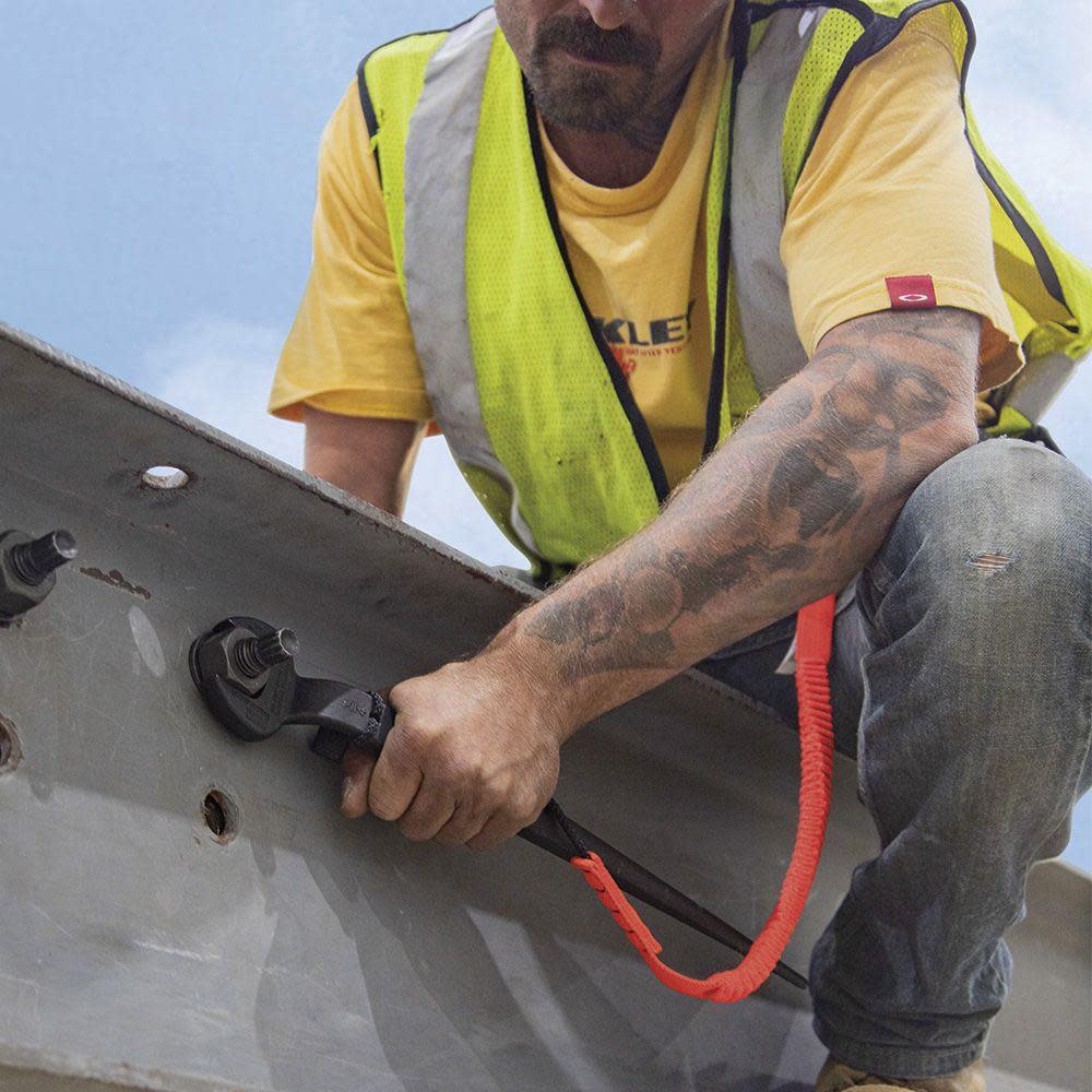 Klein Tools Spud Wrench w/Hole 1-1/4″ USH - Ascmtools