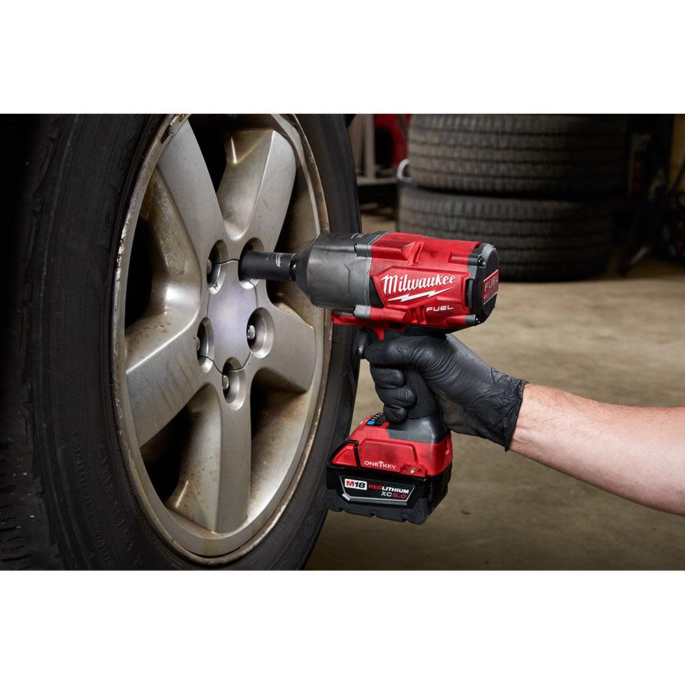 Milwaukee M18 FUEL with ONE-KEY High Torque Impact Wrench 1/2 in. Friction Ring - Ascmtools