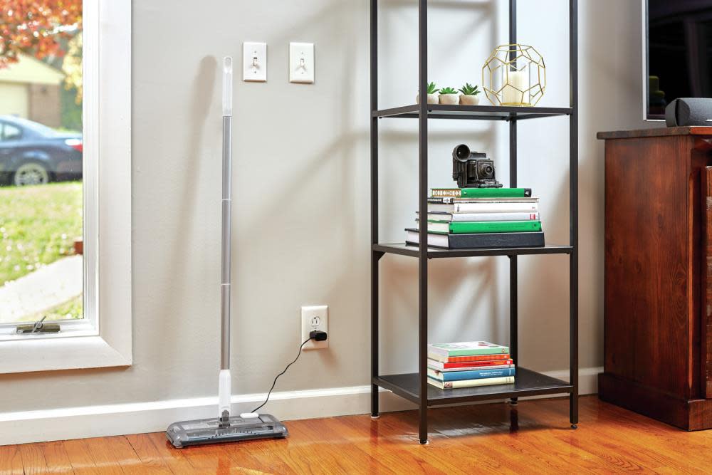 Black and Decker 30 Minute Runtime Lithium Powered Sweeper - Ascmtools