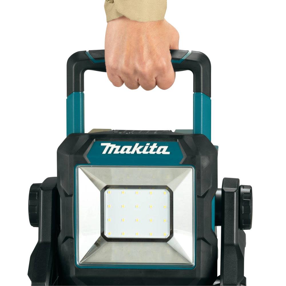 Makita 40V max XGT L.E.D. Work Light Cordless Bare Tool - Ascmtools