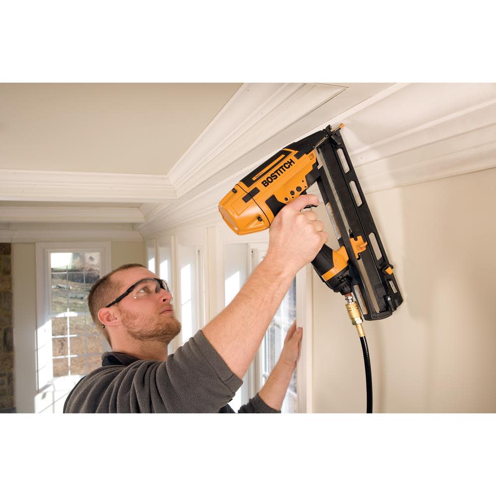 Bostitch Smart Point 15 Gauge DA Style Angle Finish Nailer Kit - Ascmtools