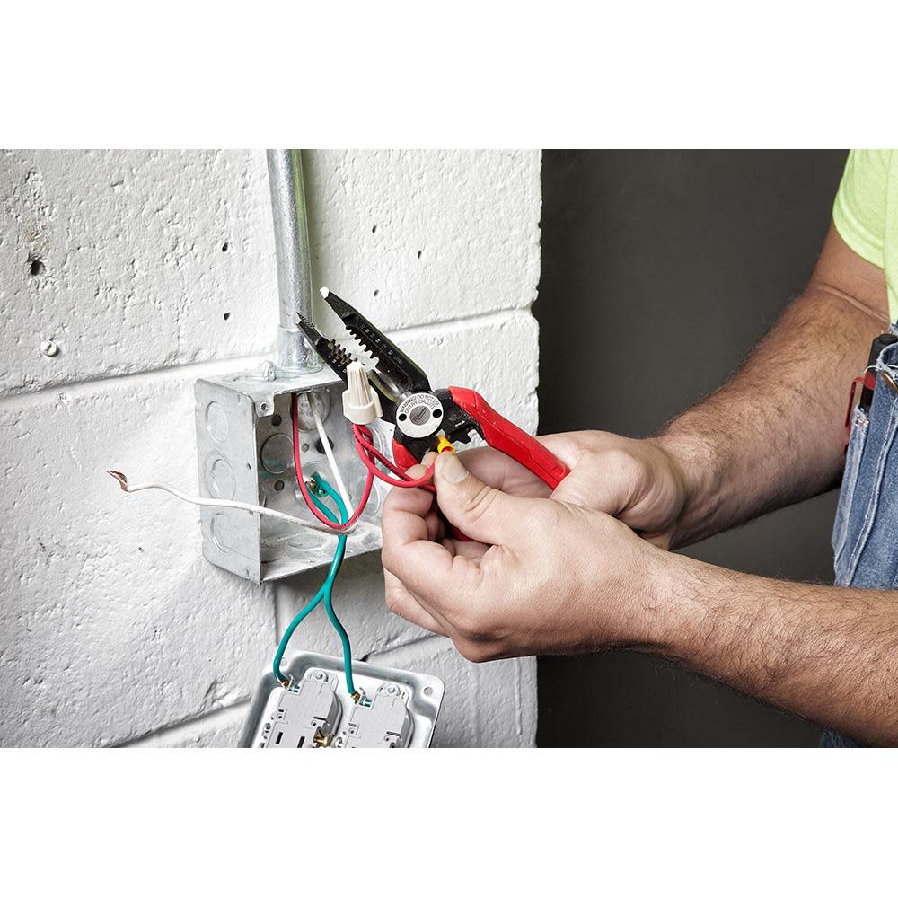 Milwaukee 7IN1 High-Leverage Combination Pliers - Ascmtools