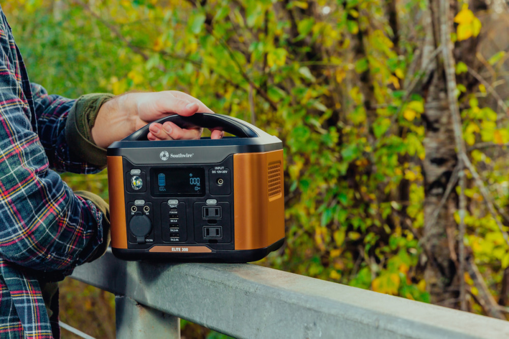 Southwire Elite 300 Series Portable Power Station - Ascmtools