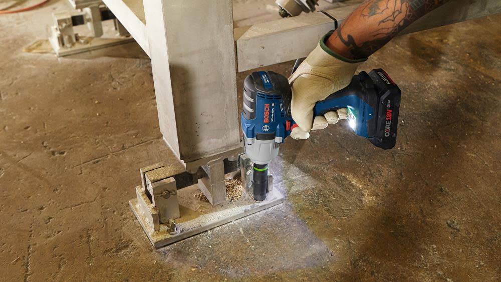 Bosch 18V 1/2″ Mid Torque Impact Wrench Kit Connected Ready with Frictin Ring and Thru Hole and 2 CORE18V 4.0 Ah Compact Batteries - Ascmtools