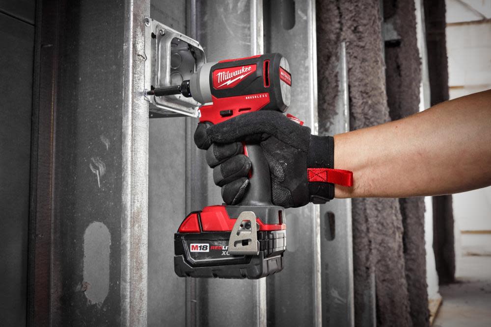 Milwaukee M18 Brushless Hammer Drill/Impact Combo Kit - Ascmtools