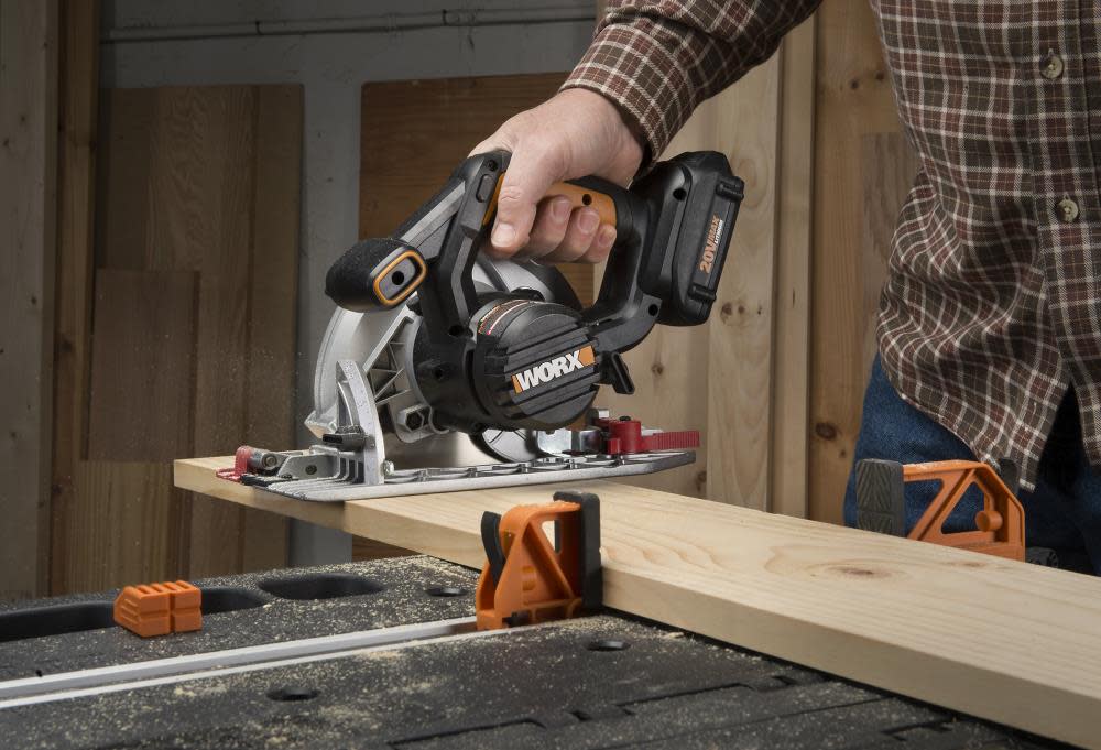Worx 20v 6-1/2″ Circular Saw ExacTrack Kit - Ascmtools