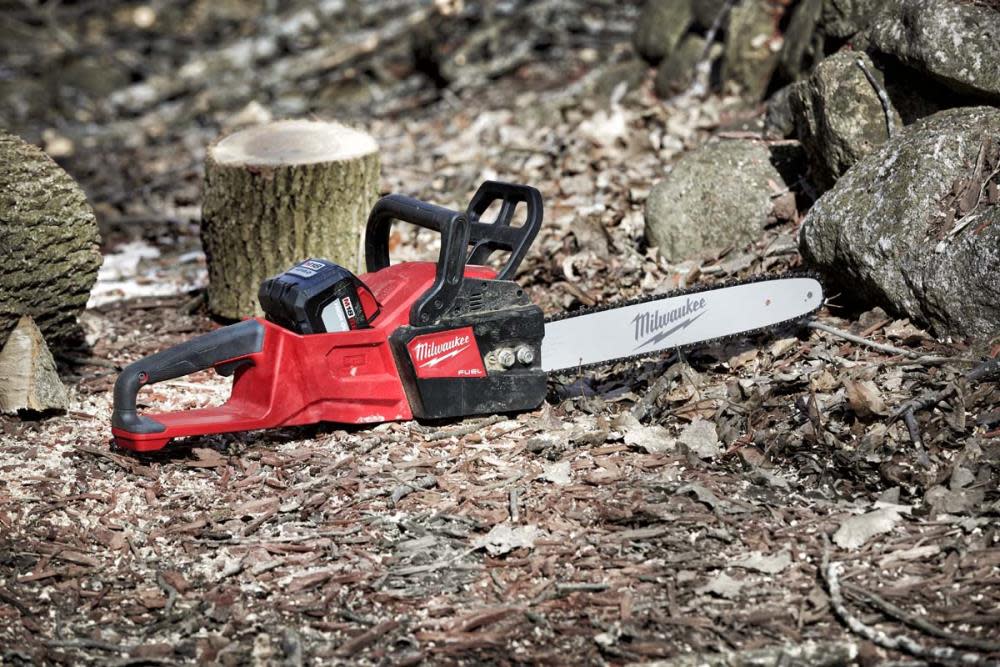 Milwaukee M18 FUEL 16 in. Chainsaw-Reconditioned - Ascmtools