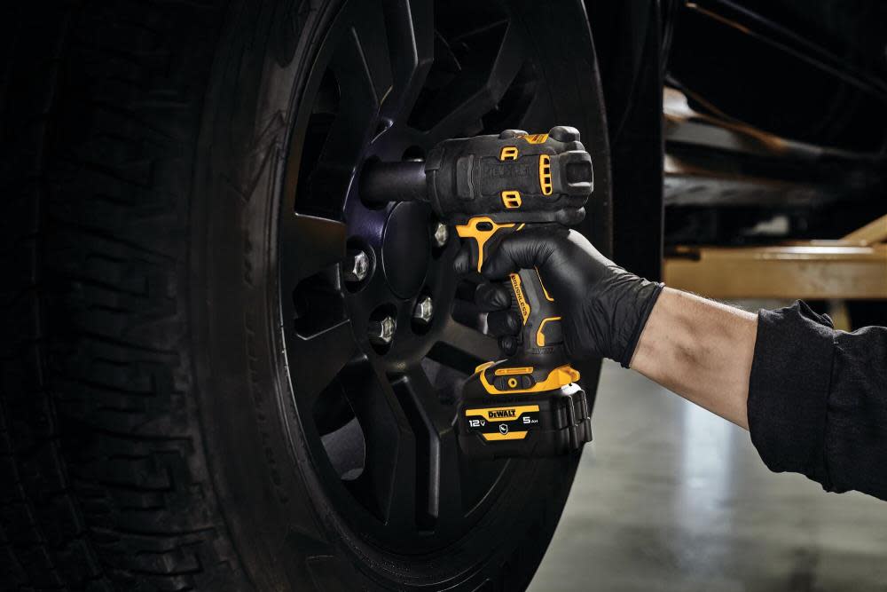 DEWALT 12V MAX Impact Wrench Kit 1/2″ - Ascmtools