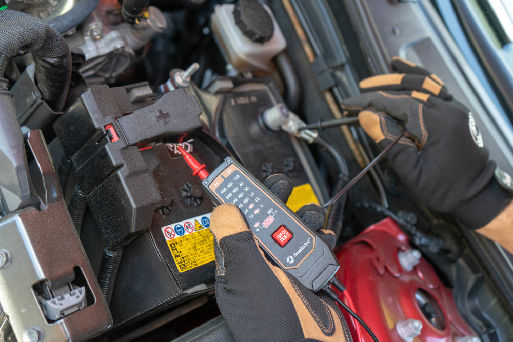 Southwire Compact Voltage & GFCI Tester - Ascmtools