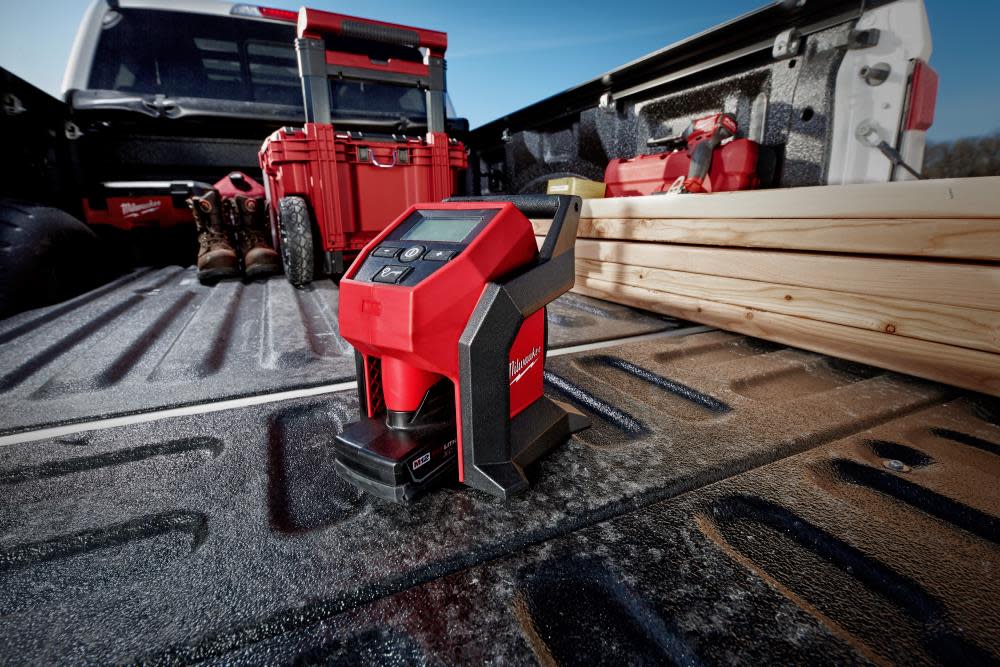 Milwaukee M12 Compact Inflator Kit - Ascmtools