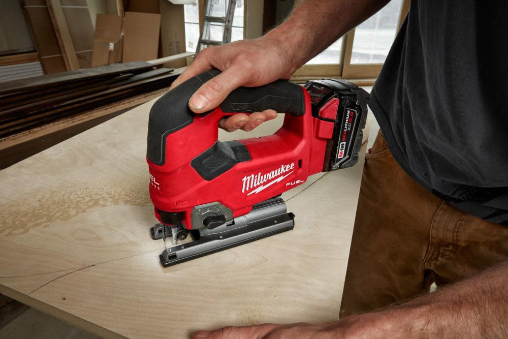 Milwaukee M18 FUEL D-handle Jig Saw Reconditioned - Ascmtools