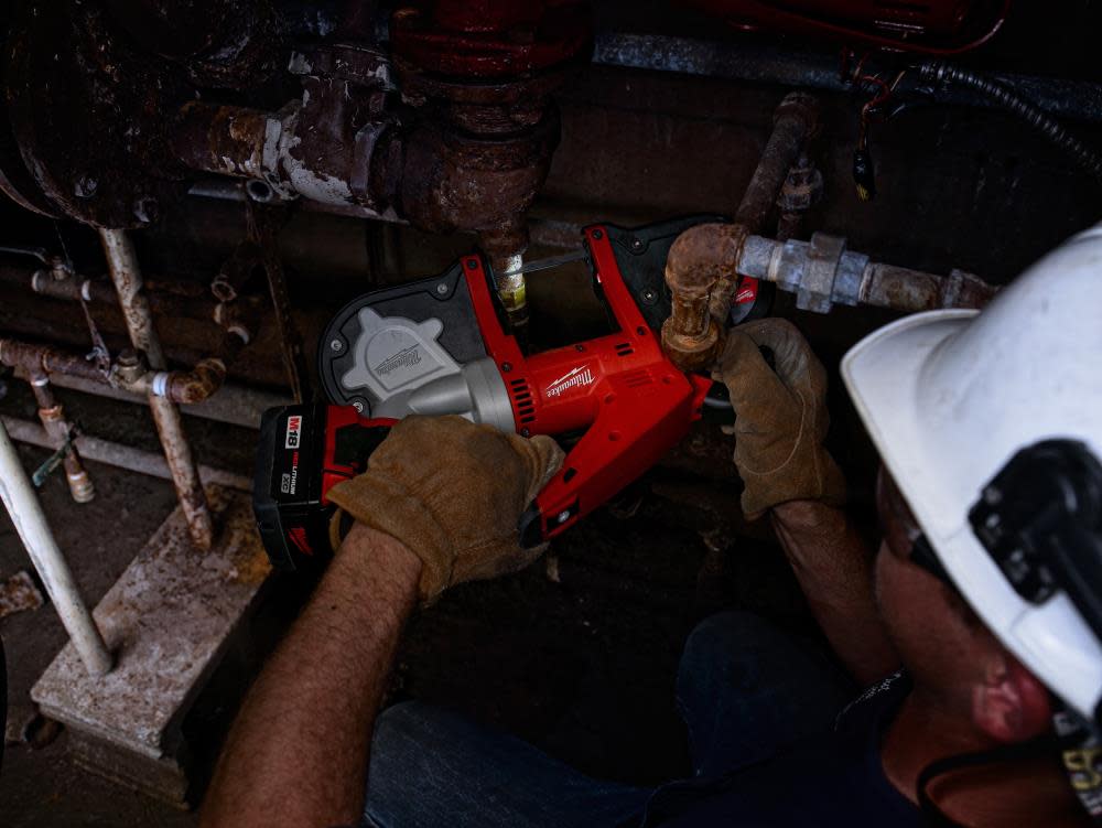 Milwaukee M18 Cordless Lithium-Ion Band Saw – Bare Tool - Ascmtools