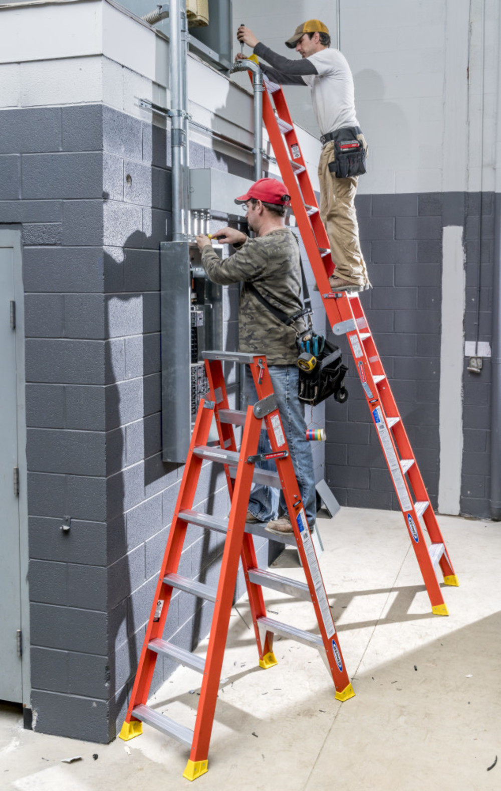 Werner 6Ft Fiberglass Type 1A Dual Purpose Ladder - Ascmtools