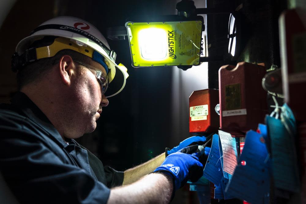 Nightstick Rechargeable Intrinsically Safe Area Light with Magnetic Base - Ascmtools