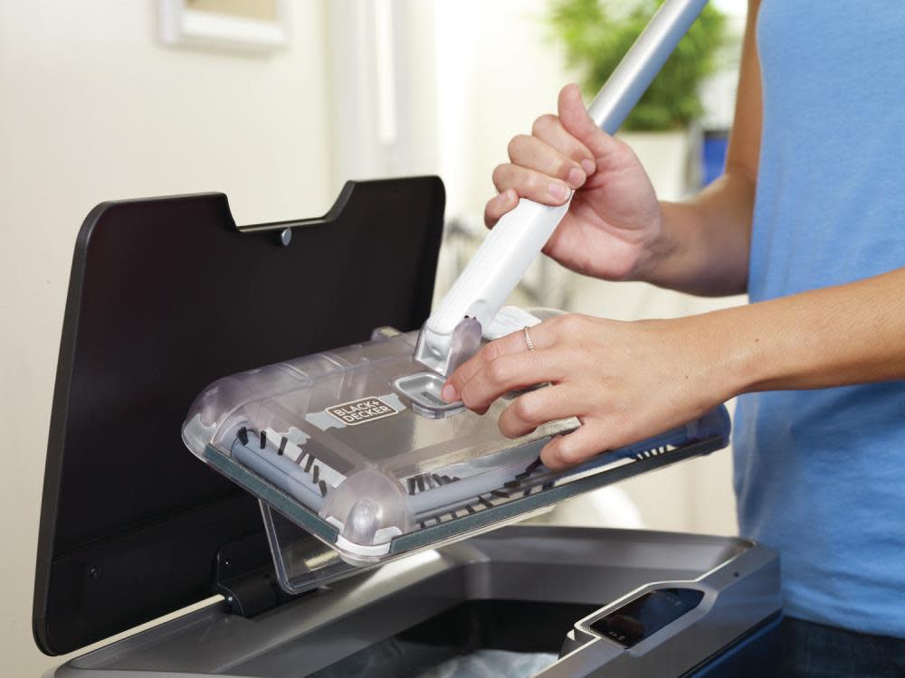 Black and Decker 30 Minute Runtime Lithium Powered Sweeper - Ascmtools