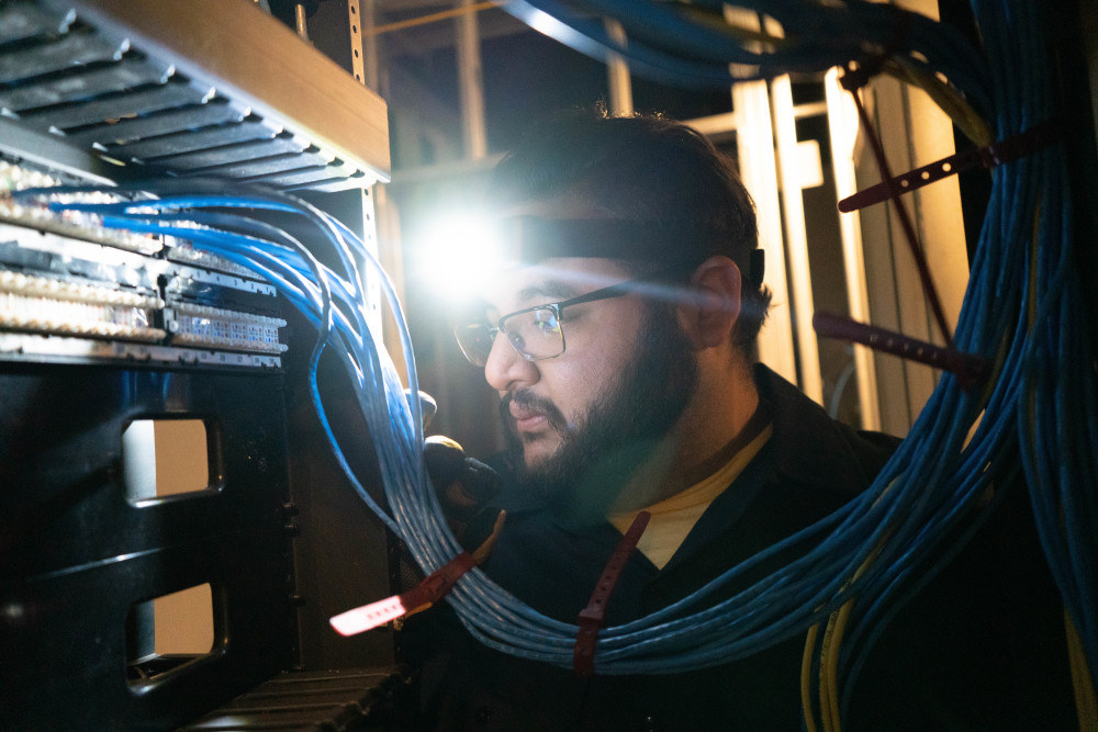 Southwire 120 Lumen LED Headlamp - Ascmtools