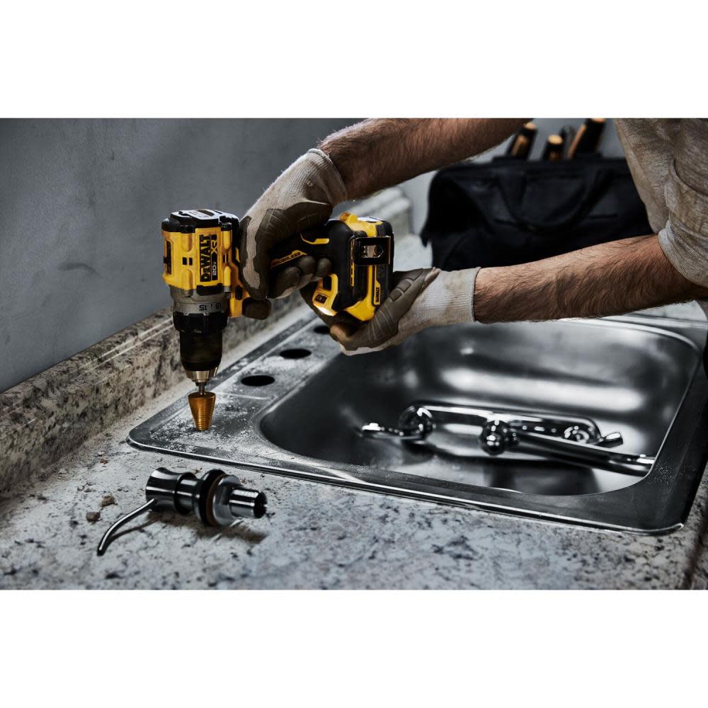 DEWALT 20V MAX* XR Brushless Cordless 1/2 in. Drill/Driver Kit - Ascmtools